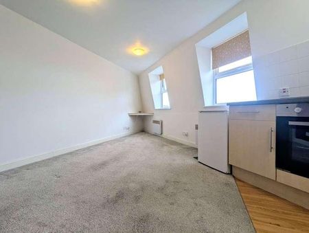 Gillham House, Claremont Road, Bristol, BS7 - Photo 3