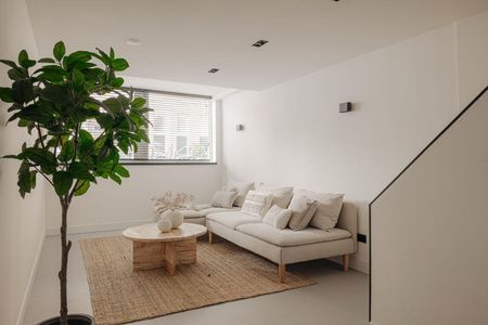 Te huur: Appartement Van Oldenbarneveldtstraat in Amsterdam - Foto 2