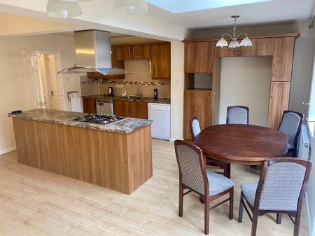 3 bedroom house to rent Kestrel Rise, Wolverhampton, WV6 - Photo 3