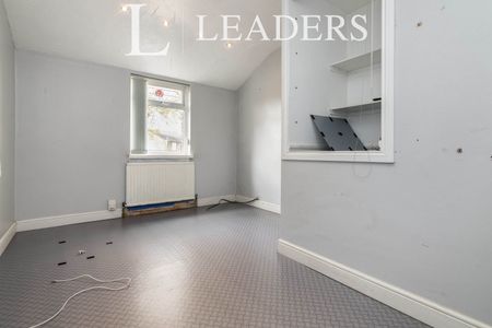 4 bedroom house to rent Seals Green, West Midlands, Birmingham, B38 - Photo 3