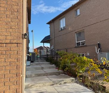 For Lease - 12 Cobblestone Court Unit# (Basement), Brampton, Ontario - Photo 3