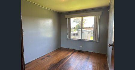 Location, Location!! - Photo 5