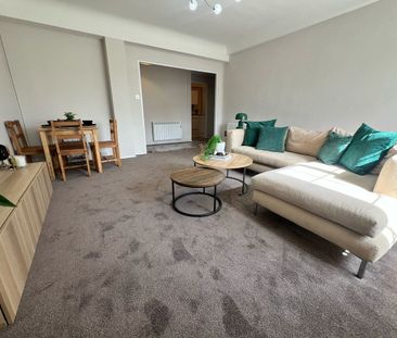 3 bedroom apartment to rent - Photo 3