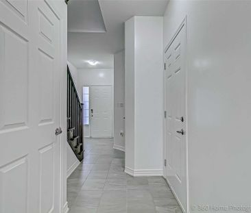 For Lease - 3 Bradbury Road, Hamilton, Ontario - Photo 2