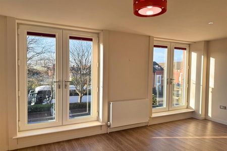 2 Bedroom Apartment Available Arranging tenancy - Photo 2