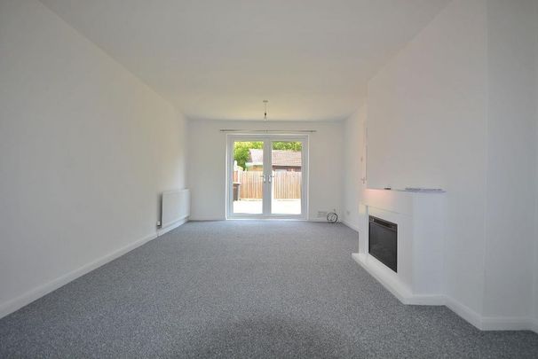 4 bedroom detached house to rent - Photo 1
