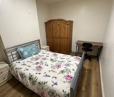 Room in a Shared House, Britannia St, CV2 - Photo 4