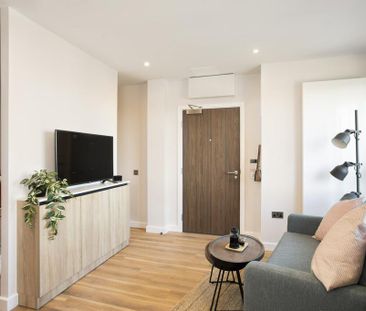 Studio to rent - Photo 6