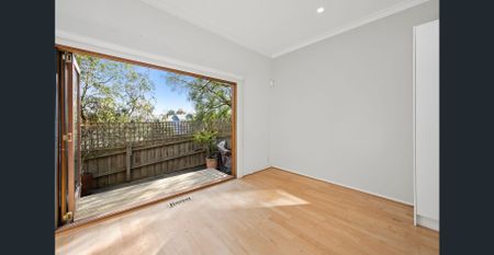 The Perfect Kensington Home - Photo 2
