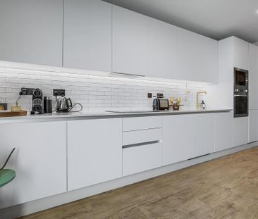 Studio to rent - Photo 3