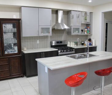 For Lease - 21 Iguana Trail, Brampton, Ontario - Photo 3