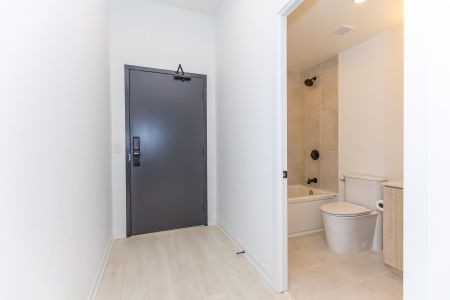 For Lease - 4878 Powers Common Unit# 107, Burlington, Ontario - Photo 2