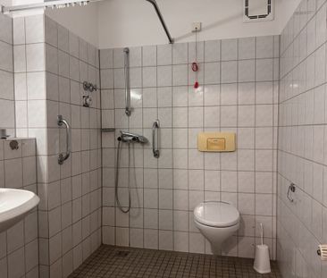 Wohnen in Seniorenresidenz, Tolle 2 Zimmer Wohnung mit Balkon. Nur ... - Foto 2