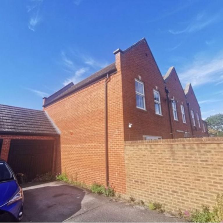 2 bedroom house to rent - Photo 1