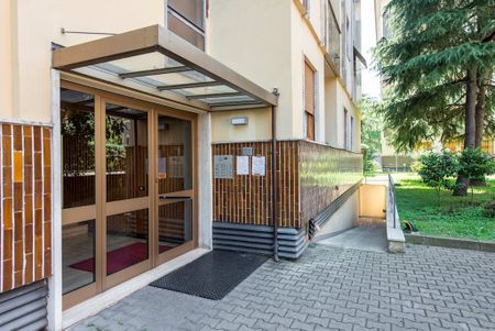 Via della Marna, Milan, Lombardy 20161 - Photo 3