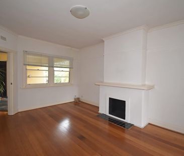Superior Art Deco Apartment - Photo 2