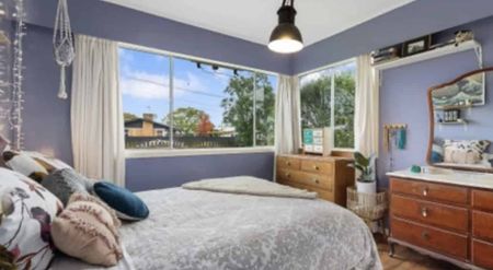 Four Bedroom Home - Photo 5