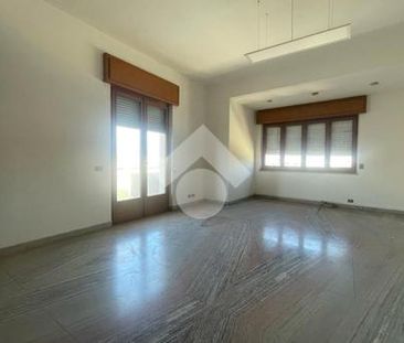 Quadrilocale in affitto - Photo 3