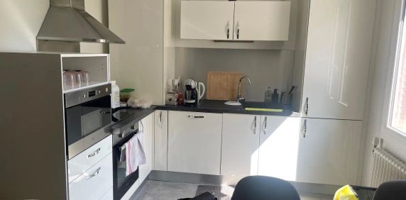 Appartement à louer 3 pièces 56.5m² - Photo 2