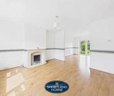 Glentworth Avenue, Whitmore Park, Coventry - Photo 2
