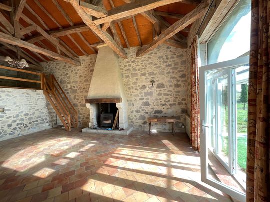 CHARMANTE MAISON DE CAMPAGNE 175m2 TOUT CONFORT - CALME - Photo 1