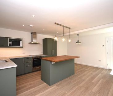 3 bedroom terraced house to rent - Photo 4