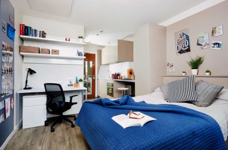 1 Bedroom, 1 Bathroom - Photo 2