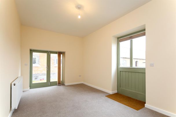 The Granary Annexe, Aychley Farm Barns, Shropshire - Photo 1