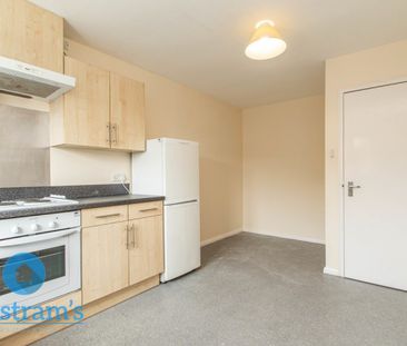 2 bed Apartment for Rent - Photo 6