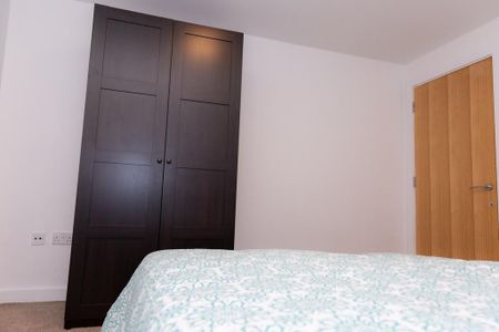 2 bedroom flat to rent - Photo 4