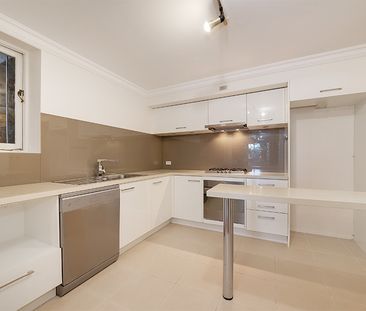 1/11 Milson Road, Cremorne Point NSW 2090 - Apartment For Rent | Do... - Photo 2
