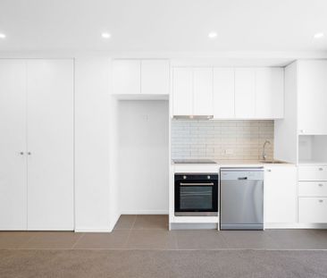 512/90 Swain Street, Gungahlin - Photo 4