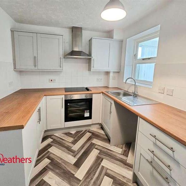 Hazel Court, Ravenfield, Rotherham, S65 - Photo 1