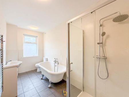 2 bedroom terraced house to rent - Photo 2