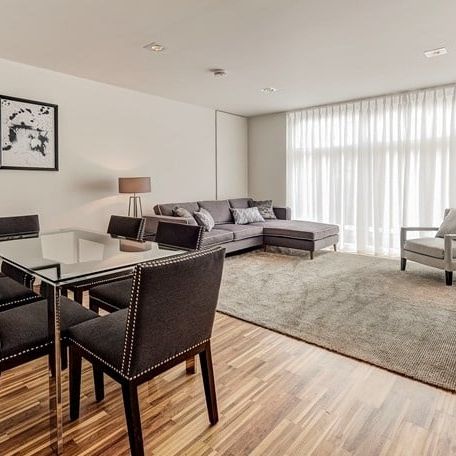 2 Bed Flat, Fulham Road, SW3 - Photo 1