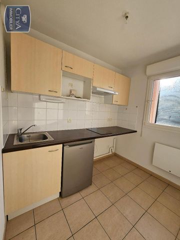 Location Appartement 2 pièces 43m² GALGON 33133 - Photo 3
