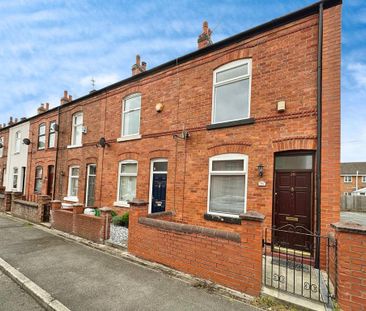 2 bedroom end of terrace house to rent - Photo 4