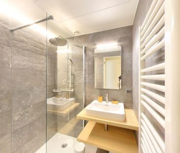 RÉSIDENCE MEUBLÉE "PETITE COUR" STUDIOS AVEC SERVICES HÔTELIER - Photo 3