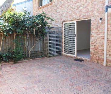 2/306 Terrigal Drive, Terrigal NSW 2260 - Townhouse For Rent | Domain - Photo 6