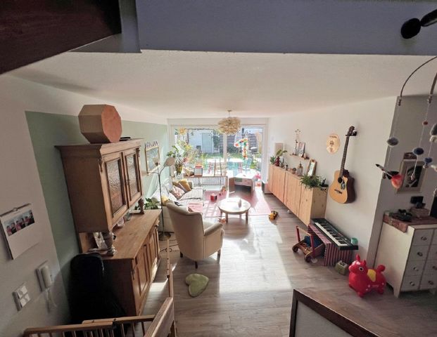 RMH WESTSTADT MIT KLEINEM GARTENANTEIL - TIPP-TOP ZUSTAND - Photo 1