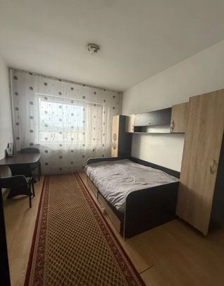 Garsoniera, Piata Nicolina - min de Podu Ros, Palas - Photo 1