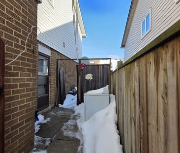 For Lease - 15 Cleadon Road Unit# Basement, Toronto, Ontario - Photo 4