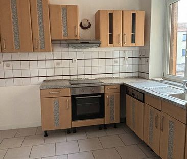 APPARTEMENT F5 AU CENTRE-VILLE - Photo 4