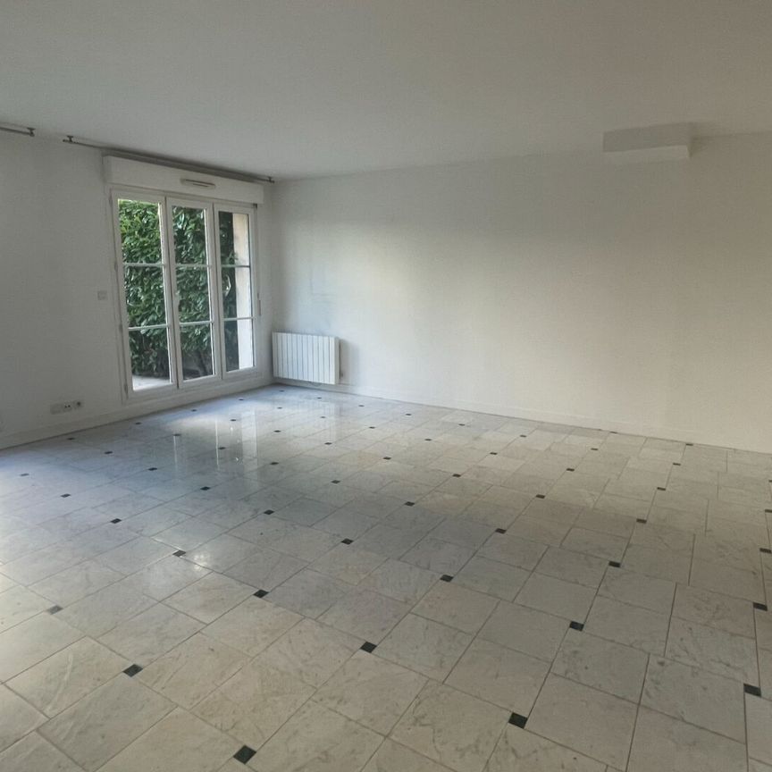 Location Maison 5 pièces 125m² - Photo 1