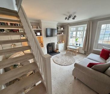 St John Road, Great Wakering, Property for rent - Photo 2