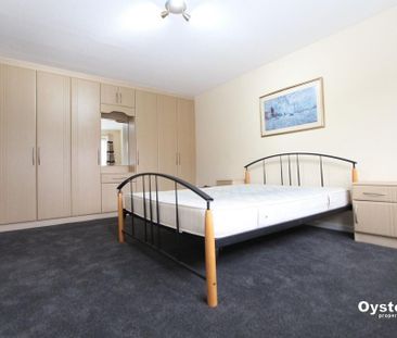 4 bedroom terraced house to rent - Photo 4