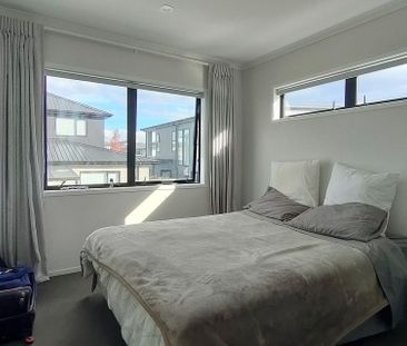Stunning 3BR Karaka Retreat! - Photo 4