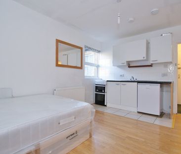 Studio Flat, Buckingham Road, NW10 - Photo 2