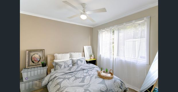 Warm Family Home - Photo 1