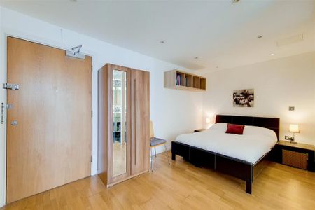 Studio to rent - Photo 3